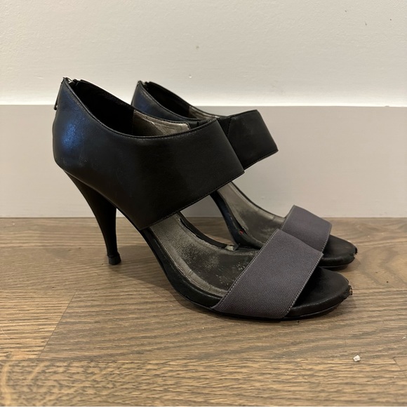 J. Crew Shoes - J. Crew Black Leather Heals w/ Grey Grosgrain Ribbon Strap & Zipper Detail